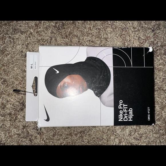 Nike Pro Dri-Fit Hijab Sample - Picture 6 of 12